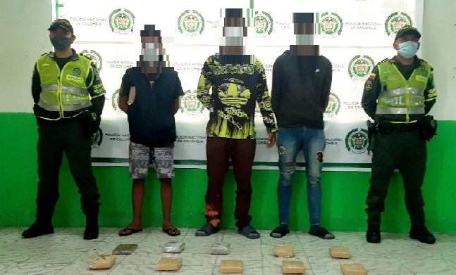 Capturamos a tres personas por transportar marihuana