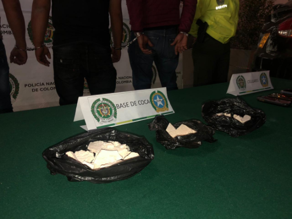 “Yimi” “Piña” y “el Jugadorazo” fueron sorprendidos con 400 gramos de base de coca