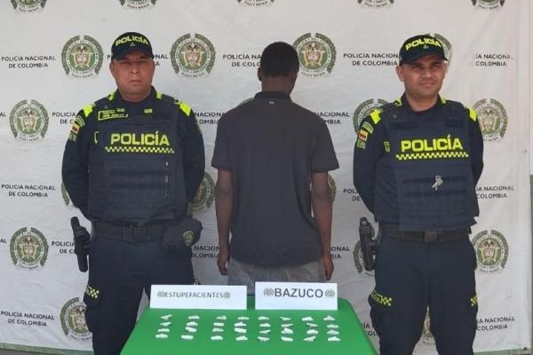 Un adolescente es aprehendido con estupefaciente 