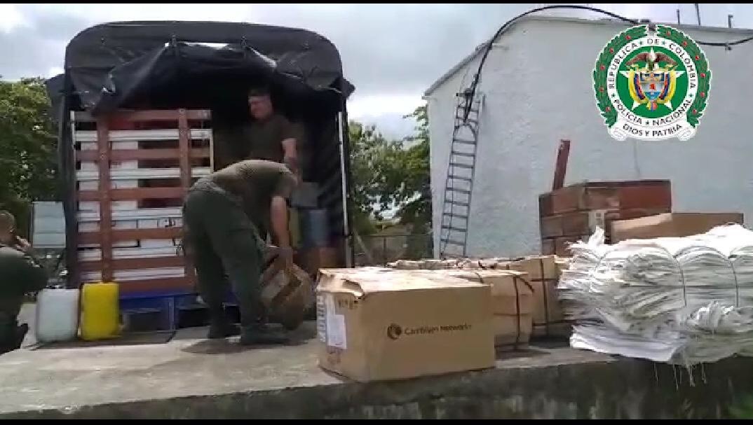 Incautados 105 galones de ácido sulfúrico y acetona en urabá