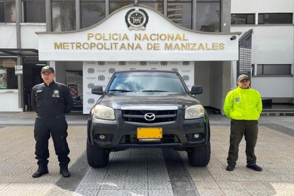 Vehículo del Ecuador incautado 