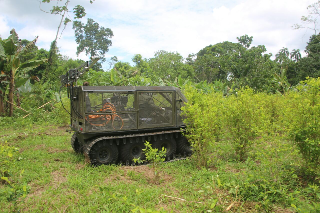 Se-implementa-estrategias-tecnológicas-e-innovadoras-que-fortalecerá-la-erradicación-de-cultivos-ilícitos