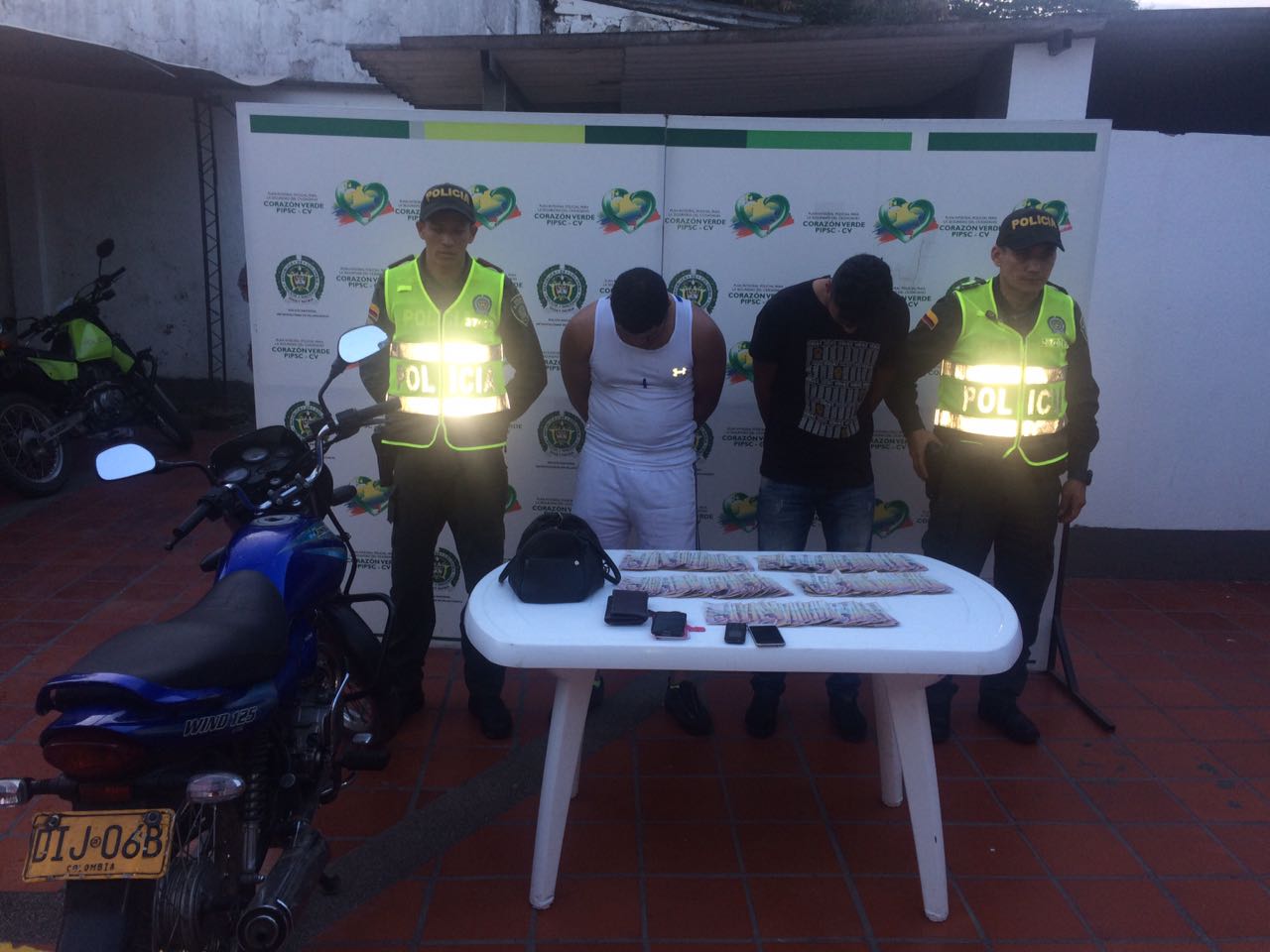 Capturados 2 fleteros en Acacias, se logran recuperar 15 millones de pesos