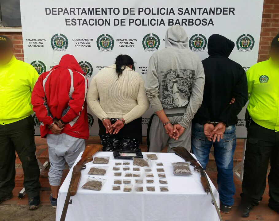 Cayeron los “bufalos”, una familia dedicada al microtráfico Policía de Santander