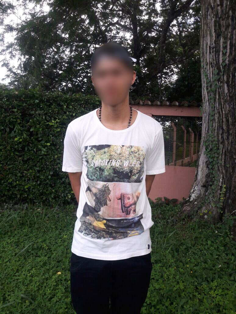 Uno de ellos al parecer distribuía marihuana en el parque Guayuriba pero fue sorprendido en flagrancia