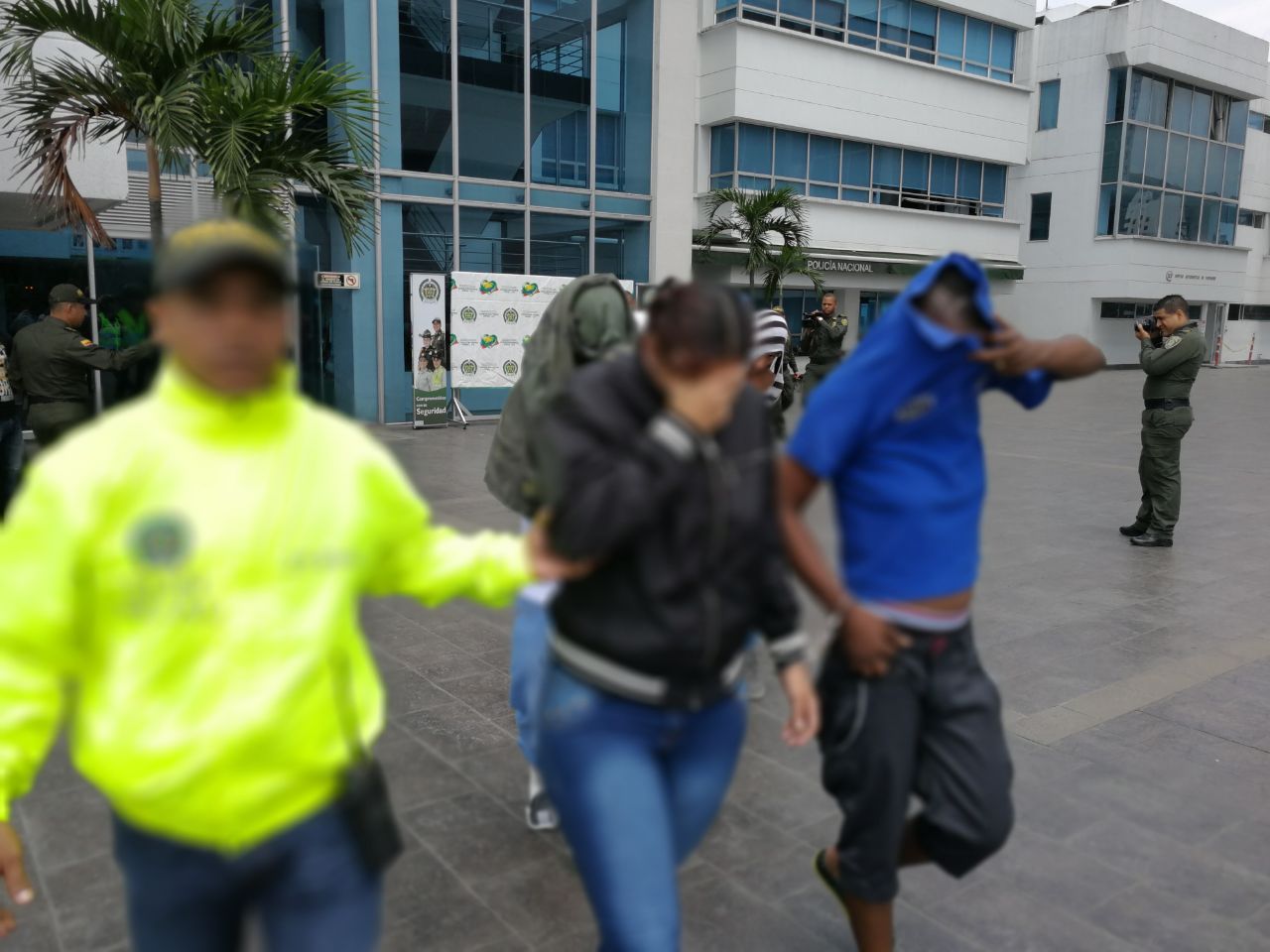 Dedicados a la comisión de homicidios, tráfico de estupefacientes y hurtos entre otros delitos