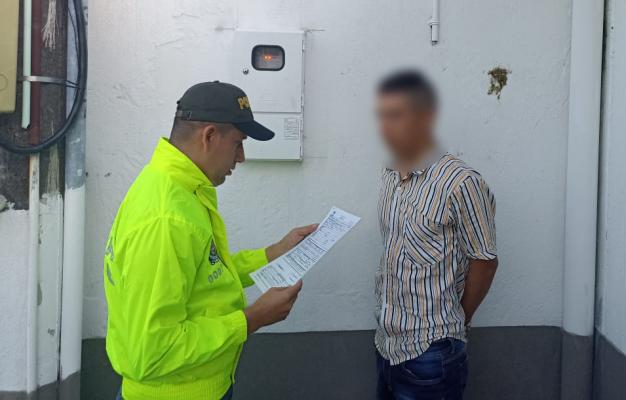 Capturado por hurto.