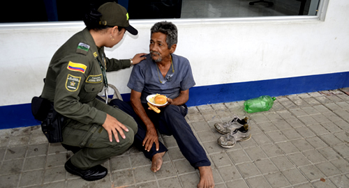 caqueta-124 años-ayuda-comunidad-servicio-orden-aniversario-policia