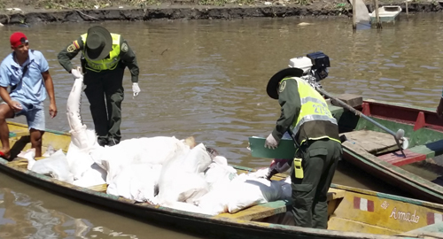 160915-incautacion-pescado-amazonas-policia