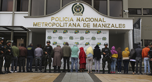 300515-captura-personas-extorcionan-carcel-pais