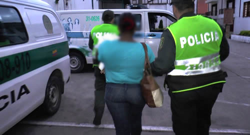 capturada_mujer_bucaramanga_marihuana