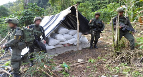 destruido_centro_almacenamiento_marihuana