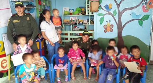 140415-actividad-ninos-comunitario