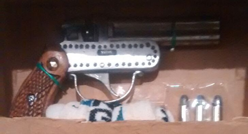 130316-armas-envueltas-colchon-medias-manizales