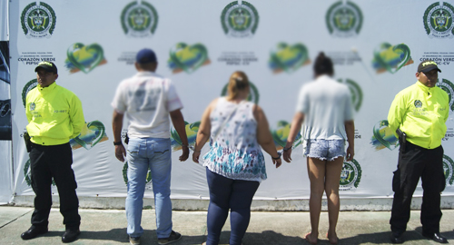 161115-captura-personas-estupefaciente-colegios-policia-amazonas