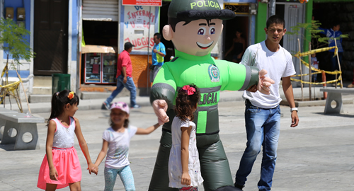 caldas-seguro-policia-niños-recreacion-juegos-prevencion