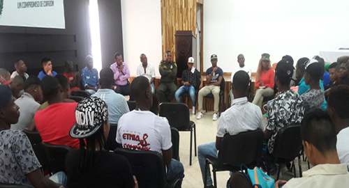 choco-actividad-comunidad-prevencion-policia