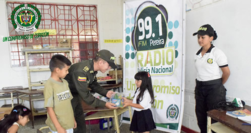 kits escolares pereira