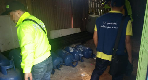 gas-caqueta-controlesd-policia