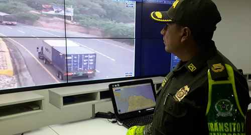 POLICIA NACIONAL-puente festivo-vias-movilidad-raza
