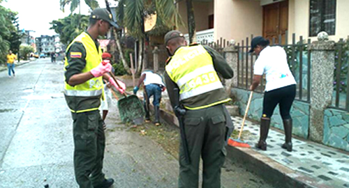 ACTIVIDAD-INTEGRACION-ornato-limpieza-choco-policia